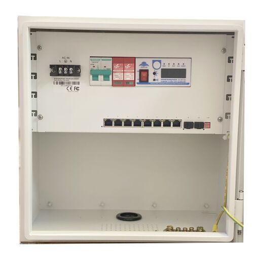 Caja Exterior profesional con switch POE de 8 puertos POE + 2 uplinks y Rearmador